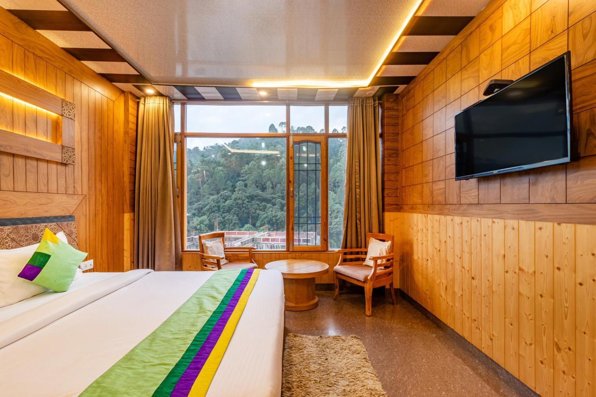 ホテル Treebo Srishti Vaikunth With Mountain View シムラー エクステリア 写真
